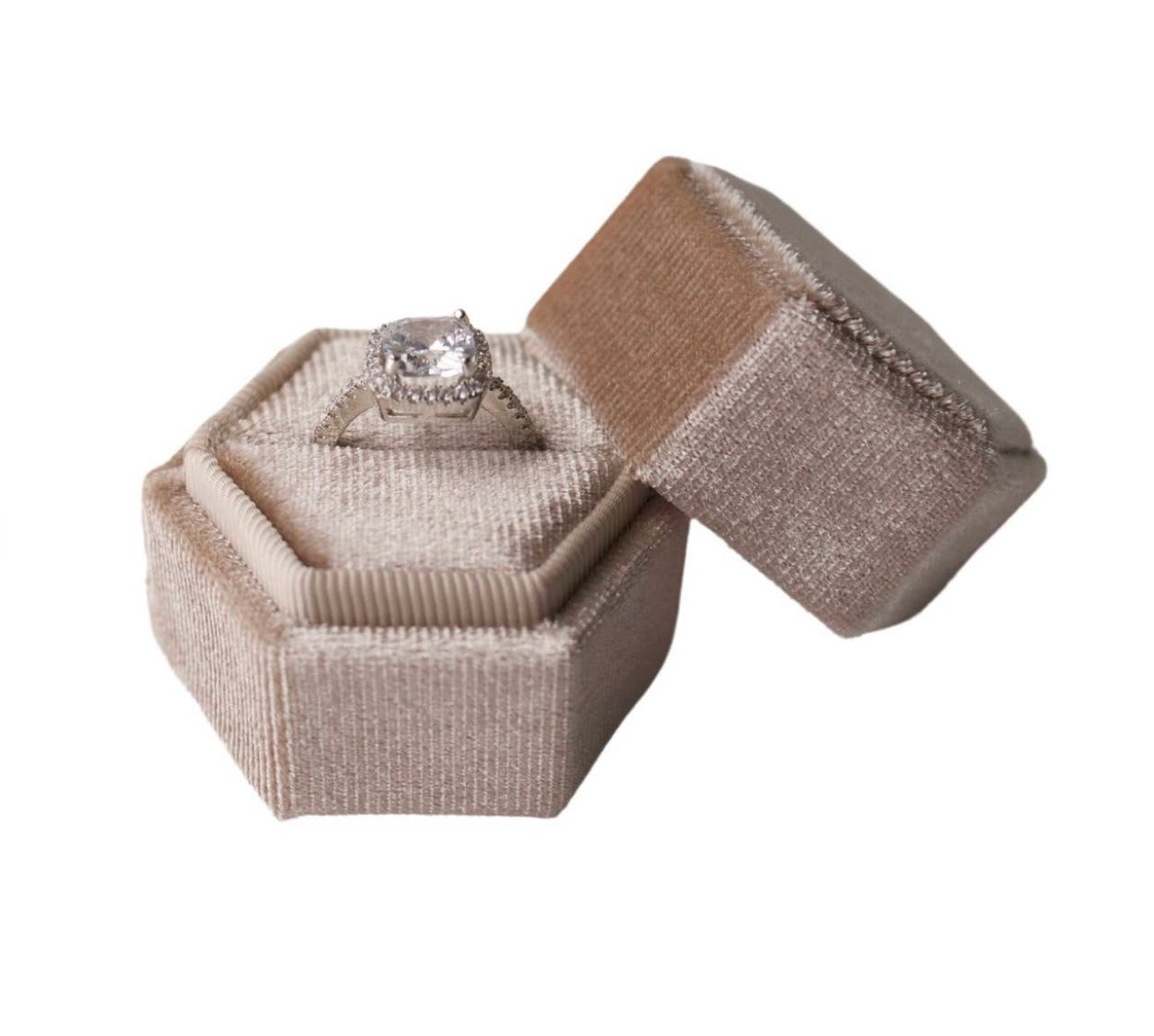 Sand Hexagon Velvet Ring Box